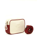 Bandolera Luchi Marfil Claro x Apricot - vista lateral con correa granate